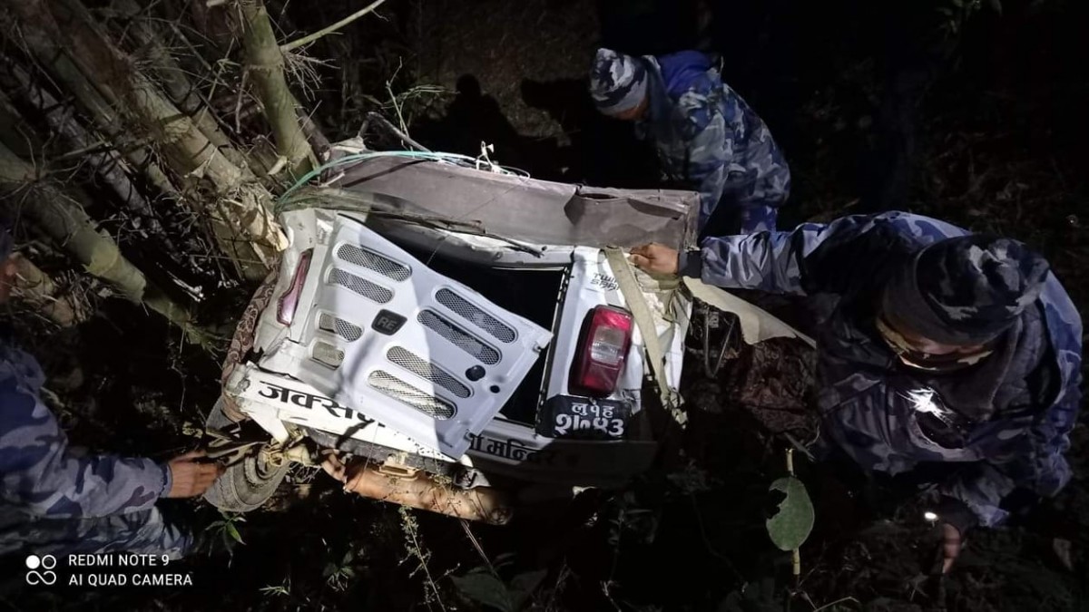 गुल्मीमा अटोरिक्सा दुर्घटना : चालकको मृत्यु, ४ जना घाइते