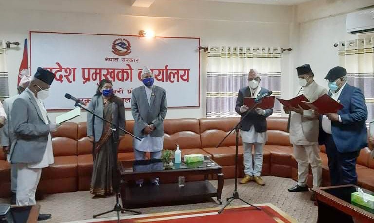 लुम्बिनीका मुख्यमन्त्रीद्वारा चारदिनमा चारपटक मन्त्रीपरिषद् विस्तार 