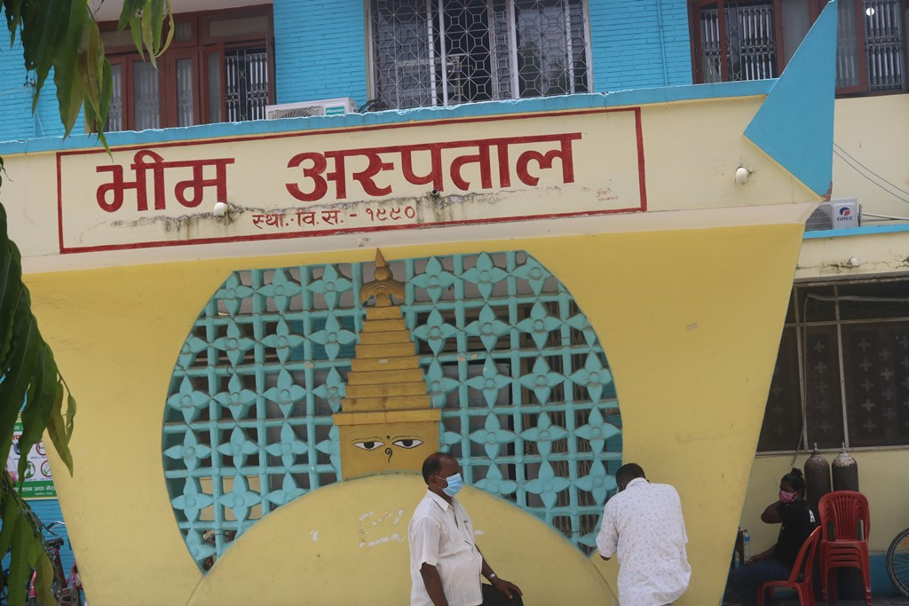 कोरोना महामारीमा लुम्बिनी प्रदेशका सरकारी अस्पताल नेतृत्वविहीन
