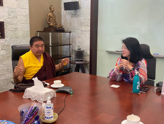 उपाध्यक्ष डा. लामा र थाई फुङ थाई प्रमुखबीच भेटवार्ता : मायादेवी मन्दिरको रिडिजाइन हुने