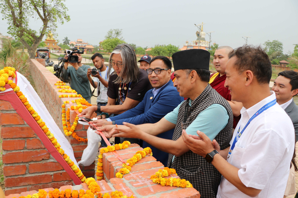लुम्बिनीमा रसियन बौद्ध सम्प्रदायको सहयोग, शान्तिको कामना गर्दै पाठ